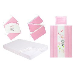 Lenjerie patut bebe cu 5 piese exclusiv pisicuta curioasa roz