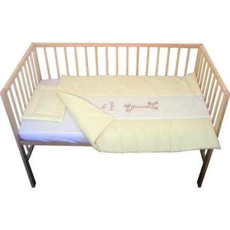 Lenjerie patut bebe cu broderie 3 piese crem