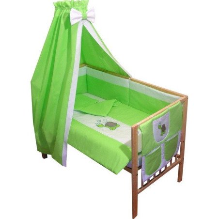 Lenjerie patut bebe brodat cu 7 piese verde